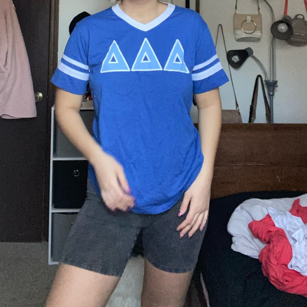 vintage tri delta letters tee